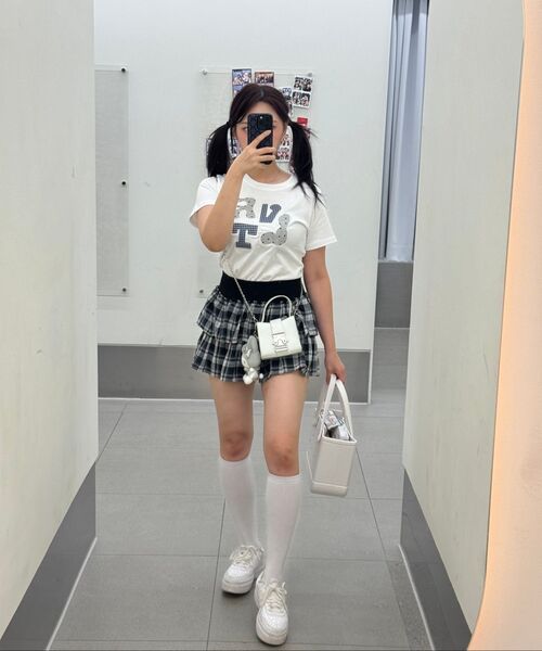LUVISTRUE（ラヴイズトゥルー）の「LVTR PATCH TEE(3COLOR)（Tシャツ/カットソー・レディース・グレー/ネイビー/ホワイト・FREE）」の22枚目の写真