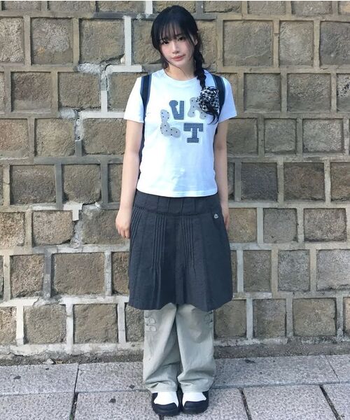 LUVISTRUE（ラヴイズトゥルー）の「LVTR PATCH TEE(3COLOR)（Tシャツ/カットソー・レディース・グレー/ネイビー/ホワイト・FREE）」の12枚目の写真