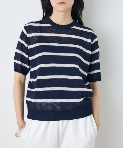 AZUL by moussy(アズールバイマウジー)の「【身長/骨格別着用画像あり】シアートップス クルーネックシアーニットトップス 夏服 秋服 春服 サマーニット ボーダー(ニット/セーター・レディース・ブラック/ブルー系その他3/ホワイト/ホワイト系その他/レッド・SMALL/MEDIUM)」の4枚目の写真