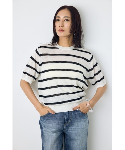 AZUL by moussy(アズールバイマウジー)の「【身長/骨格別着用画像あり】シアートップス クルーネックシアーニットトップス 夏服 秋服 春服 サマーニット ボーダー(ニット/セーター・レディース・ブラック/ブルー系その他3/ホワイト/ホワイト系その他/レッド・SMALL/MEDIUM)」の16枚目の写真