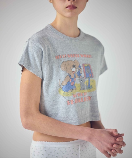 SEA(シー)の「VINTAGE RRもしもし ダメージ 88 ショートTEE(Tシャツ/カットソー・レディース・ホワイト/グレー・ONE SIZE)」の1枚目の写真