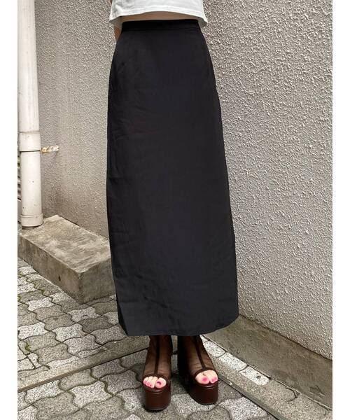 MURUA(ムルーア)の「【セットアップ対応】ブラッシュライクスカート 夏服(スカート・レディース・アイボリー/ブラウン/ブラック・2/1)」の2枚目の写真