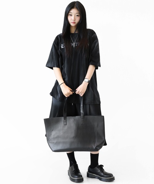 minsobi(ミンソビ)の「スプレーグラデーション ペイントスプラッシュ オーバーサイズ半袖Tシャツ ユニセックス(Tシャツ/カットソー・メンズ・ホワイト/ブラック・FREE)」の7枚目の写真