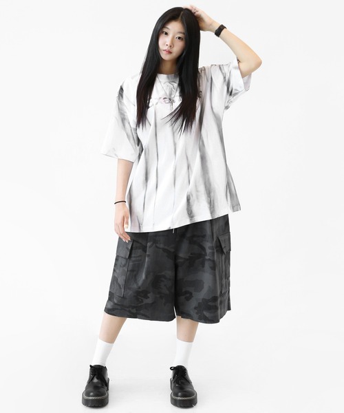 minsobi(ミンソビ)の「スプレーグラデーション ペイントスプラッシュ オーバーサイズ半袖Tシャツ ユニセックス(Tシャツ/カットソー・メンズ・ホワイト/ブラック・FREE)」の10枚目の写真