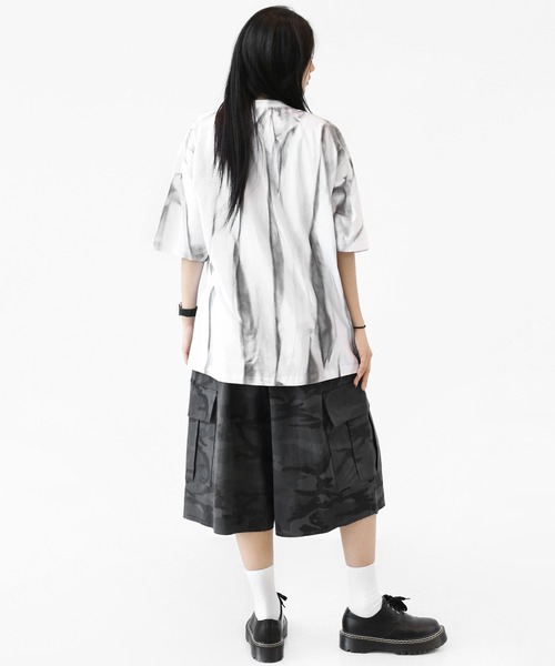 minsobi(ミンソビ)の「スプレーグラデーション ペイントスプラッシュ オーバーサイズ半袖Tシャツ ユニセックス(Tシャツ/カットソー・メンズ・ホワイト/ブラック・FREE)」の11枚目の写真