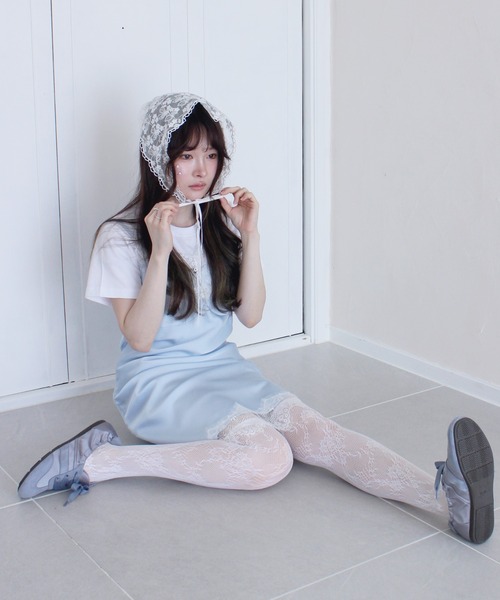 Reurie'(レウリィ)の「【original】ドロストサテンキャミワンピース / レース レイヤード 重ね着 ビスチェ ミニ丈 2way フェミニン きれいめ シンプル 大人カジュアル(チュニック・レディース・ブラック/ライトブルー/アイボリー・FREE)」の14枚目の写真