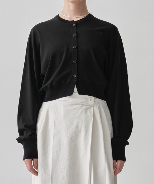 GOOD PEOPLE GOOD STITCHING GOOD PRODUCT（グッドピープルグッドスティッチンググッドプロダクト）の「[GOOD PEOPLE GOOD STITCHING GOOD PRODUCT/グッドピープル グッドステッチング グッドプロダクト]Crew Neck Cropped Knit Cardigan（Tシャツ/カットソー・レディース・ネイビー/ブラック・S/M）」の3枚目の写真
