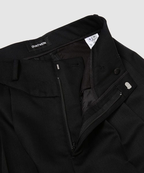 GURTWEIN( ガーウィン)の「Pleat detail tapered tailored pants(その他パンツ・レディース・ブラック・36/38)」の4枚目の写真
