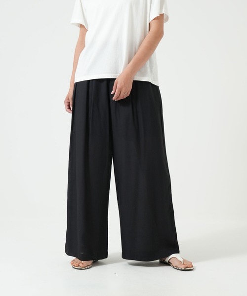 HEART MARKET(ハートマーケット)の「さらっと快適ゆったりワイドパンツ(裏地付き)(その他パンツ・レディース・モカ/ブラック/ベージュ系/チャコール・LARGE/MEDIUM)」の12枚目の写真
