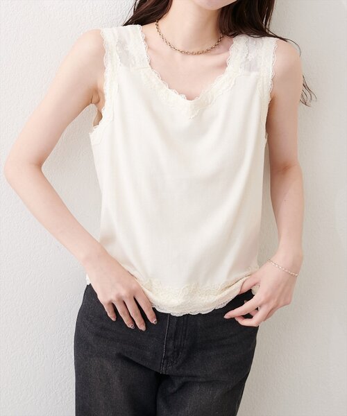 natural couture（ナチュラルクチュール）の「レーストリムテレコタンク（タンクトップ・レディース・オフホワイト/ブラック・FREE）」の5枚目の写真
