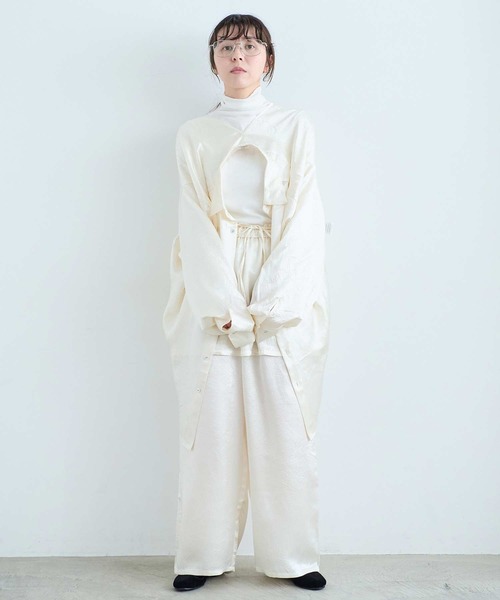 I am I in fact...(アイアムアイインファクト)の「MARGARITA SHIRTS(シャツ/ブラウス・レディース・アイボリー/ブラック/サックスブルー・FREE)」の20枚目の写真