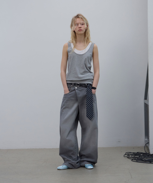 LCDC TM(エルシーディーシーティーエム)の「SHAPED HEM TANK TOP (MELANGE GREY)(Tシャツ/カットソー・レディース・その他・SMALL/MEDIUM)」の4枚目の写真