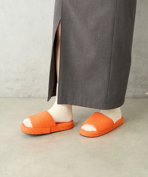 BIRTHDAY BAR(バースデイバー)の「【BANACO バナコ】VIVID TERRY ROOM SLIPPER M(ルームシューズ/スリッパ・レディース・ブラック/オレンジ/ブルー・0)」の15枚目の写真