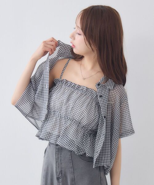 ems excite(エムズエキサイト)の「【セットアイテム】シアーシャツ&キャミSET(シャツ/ブラウス・レディース・ブラック系その他2/ブルー系その他2/ピンク系その他2・FREE)」の6枚目の写真