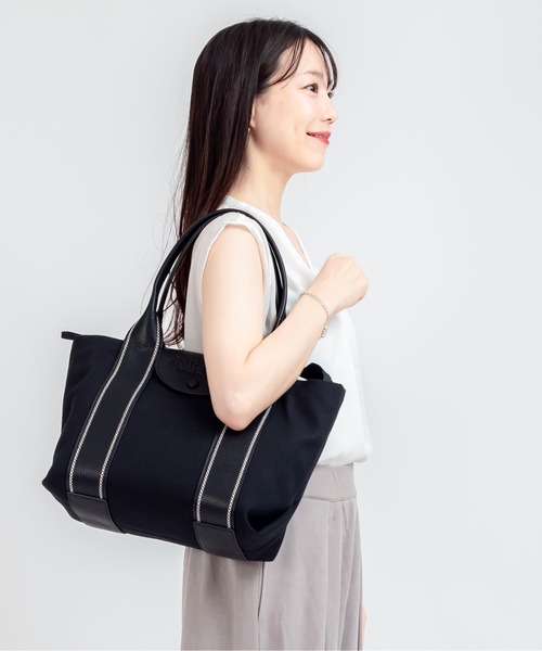 Jolie Joli(ジョリージョリ)の「【Jolie Joli/ジョリージョリ】トートバッグ キャンバス×エコレザー フラップバッグ(トートバッグ・レディース・ブラック/ネイビー/グレー/アイボリー・FREE)」の16枚目の写真
