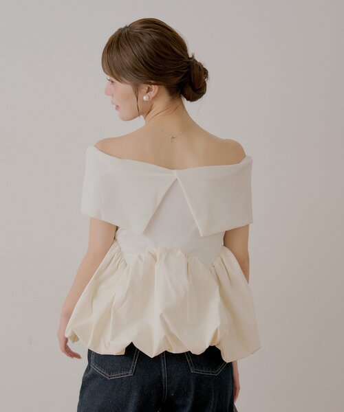 Chico(チコ)の「【SALON by Chico】前後2way / オフショルバルーンペプラムベロアトップス(Tシャツ/カットソー・レディース・ベージュ/ブラック/ホワイト・FREE)」の16枚目の写真