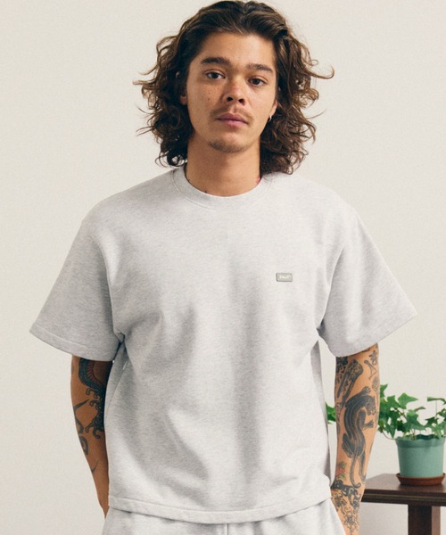 HUF(ハフ)の「AIR FLOW CREW(スウェット・メンズ・ブラック/アッシュグレー/グリーン系その他/オレンジ系その他・XL/L/M/S)」の1枚目の写真
