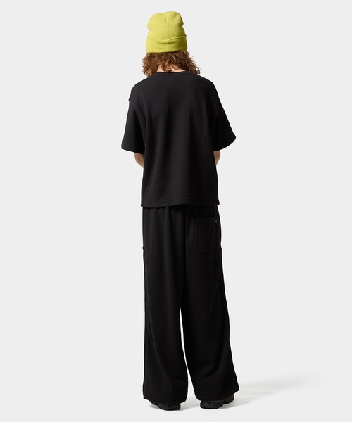 HUF(ハフ)の「AIR FLOW CREW(スウェット・メンズ・ブラック/アッシュグレー/グリーン系その他/オレンジ系その他・XL/L/M/S)」の13枚目の写真
