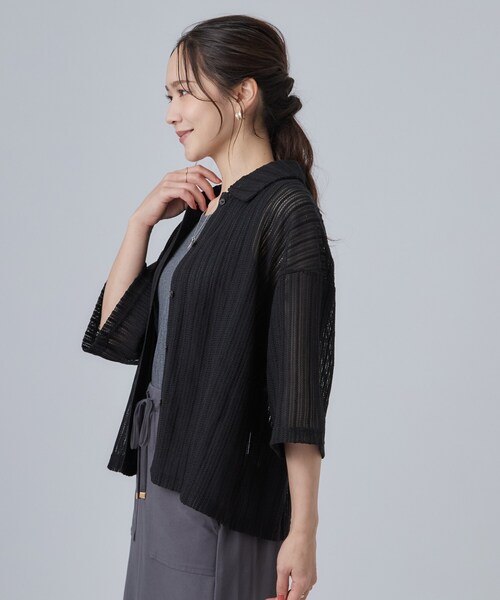 SHOO・LA・RUE(シューラルー)の「【洗濯機可/S-LL】軽やかで涼しげな 透かしレース風前開きシャツ(シャツ/ブラウス・レディース・ブラック/オフホワイト/キャメル・01/02/03/04)」の9枚目の写真