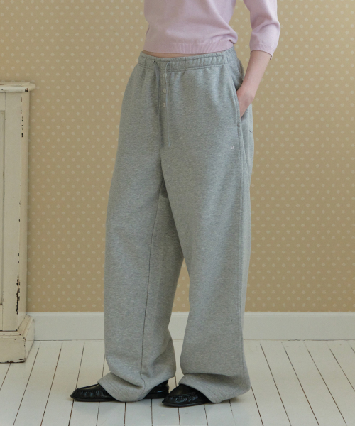 TTUDEMENT(トュードメント)の「TT LOGO SWEATPANTS_MELANGE GREY(スウェットパンツ・レディース・その他・SMALL/MEDIUM)」の2枚目の写真