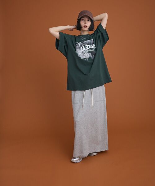 Green Parks(グリーンパークス)の「レースドッキングオーバーサイズロゴTシャツ(Tシャツ/カットソー・レディース・グリーン/オフホワイト/ベージュ/チャコールグレー・FREE)」の5枚目の写真