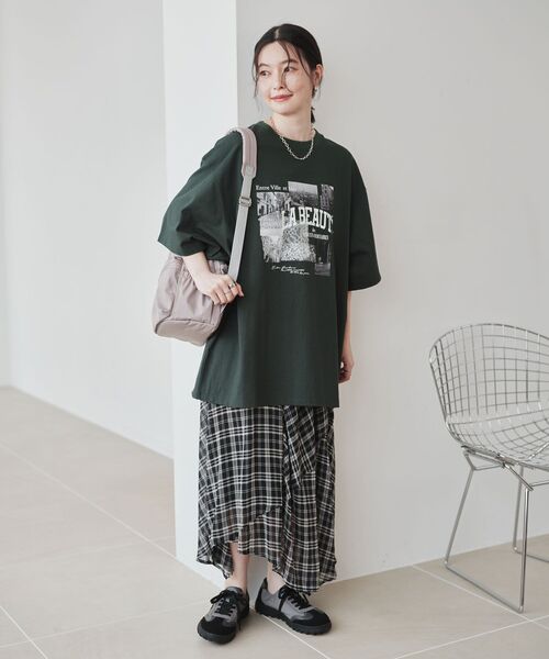Green Parks(グリーンパークス)の「レースドッキングオーバーサイズロゴTシャツ(Tシャツ/カットソー・レディース・グリーン/オフホワイト/ベージュ/チャコールグレー・FREE)」の12枚目の写真