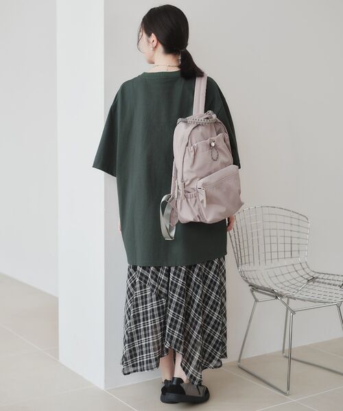 Green Parks(グリーンパークス)の「レースドッキングオーバーサイズロゴTシャツ(Tシャツ/カットソー・レディース・グリーン/オフホワイト/ベージュ/チャコールグレー・FREE)」の14枚目の写真