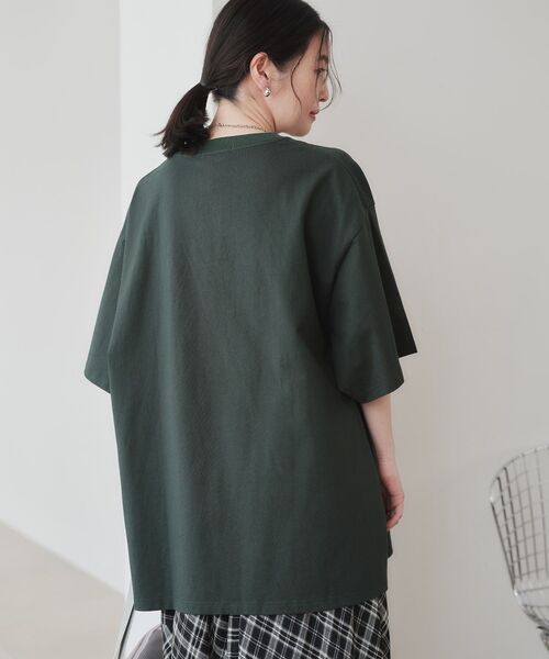 Green Parks(グリーンパークス)の「レースドッキングオーバーサイズロゴTシャツ(Tシャツ/カットソー・レディース・グリーン/オフホワイト/ベージュ/チャコールグレー・FREE)」の18枚目の写真