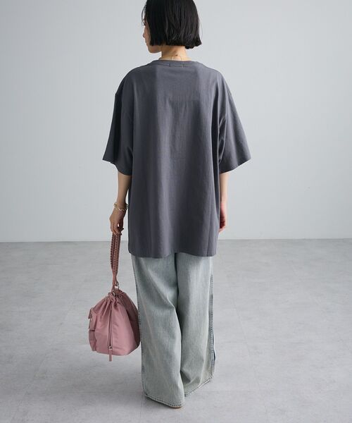 Green Parks(グリーンパークス)の「レースドッキングオーバーサイズロゴTシャツ(Tシャツ/カットソー・レディース・グリーン/オフホワイト/ベージュ/チャコールグレー・FREE)」の21枚目の写真