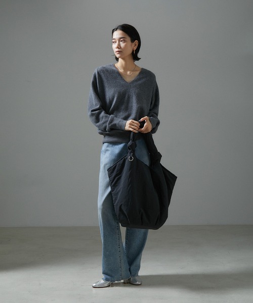 SALON adam et rope'(サロン アダム エ ロペ)の「【WEB限定】パフナイロントートバッグ 5(トートバッグ・レディース・ブラック・FREE)」の19枚目の写真