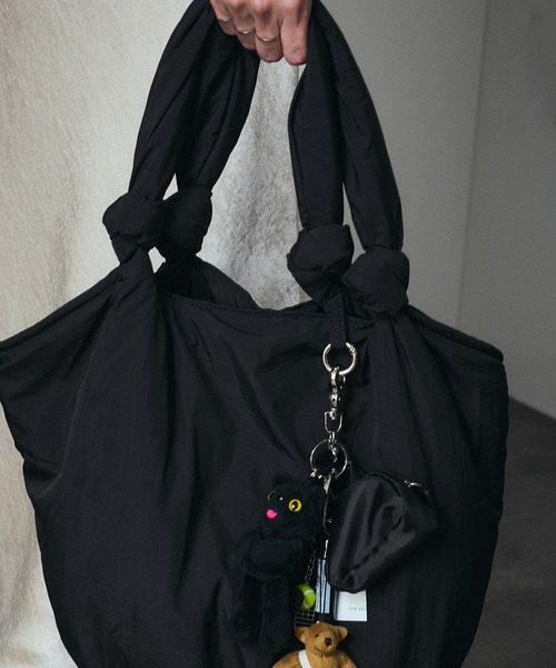 SALON adam et rope'(サロン アダム エ ロペ)の「【WEB限定】パフナイロントートバッグ 5(トートバッグ・レディース・ブラック・FREE)」の7枚目の写真