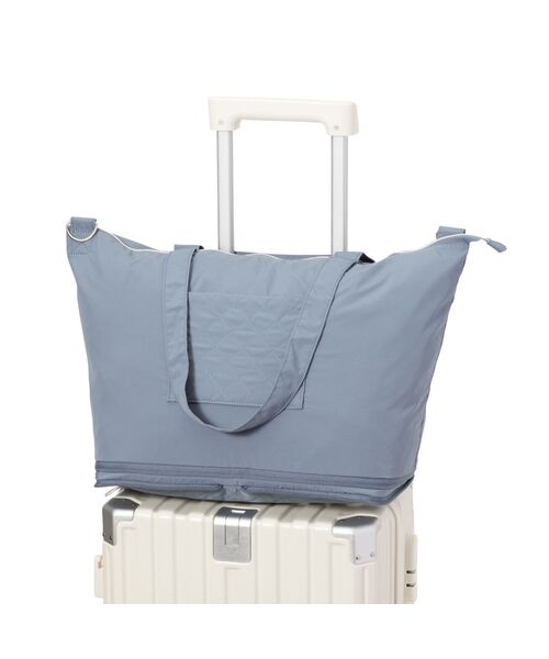 Francfranc(フランフラン)の「キルティング 2WAY キャリーオントート ネイビー 撥水加工 キャリーオン 拡張 旅行 トラベル(トートバッグ・レディース・ネイビー・FREE)」の7枚目の写真