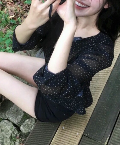 Vipoa(ヴィポア)の「Chiffon v-neck blouse(シャツ/ブラウス・レディース・ブラック・FREE)」の13枚目の写真