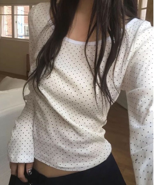 ViViDAY(ビビデー)の「ドット柄ショートカットソー(Tシャツ/カットソー・レディース・ホワイト・M)」の3枚目の写真