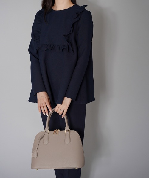 HUIT bouquet(ユイット)の「フロント フリル ブラウス HUIT(シャツ/ブラウス・レディース・ホワイト/ブラック/ネイビー・M)」の6枚目の写真