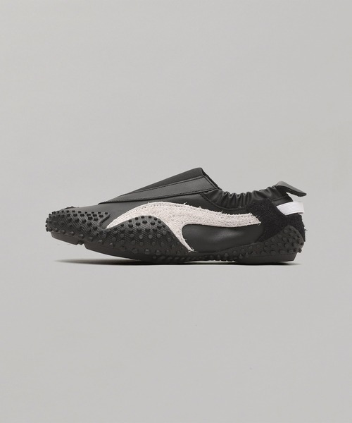 PUMA(プーマ)の「MOSTRO MOVE WNS 405131-02(スニーカー・レディース・ブラック・23cm/23.5cm/24cm/25cm)」の1枚目の写真