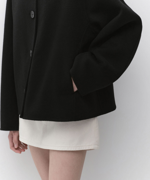 MUSINSA STANDARD WOMAN（ムシンサスタンダードウーマン）の「ウィメンズカシミヤブレンドハンドメイドショートマックコート[ブラック]（チェスターコート・レディース・その他・X-SMALL/SMALL/MEDIUM/LARGE）」の5枚目の写真
