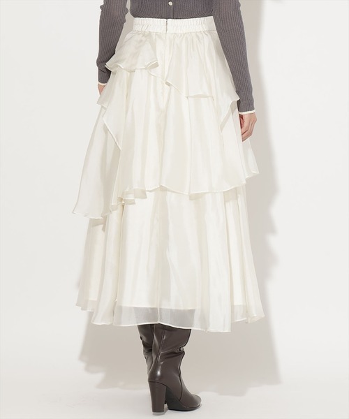 AND COUTURE(アンドクチュール)の「ラッフルフリルティアードスカート(スカート・レディース・ブラック/グレー/アイボリー・MEDIUM/SMALL)」の17枚目の写真