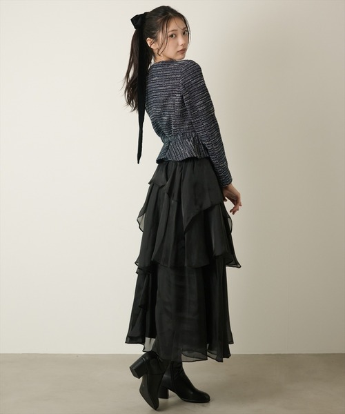 AND COUTURE(アンドクチュール)の「ラッフルフリルティアードスカート(スカート・レディース・ブラック/グレー/アイボリー・MEDIUM/SMALL)」の11枚目の写真