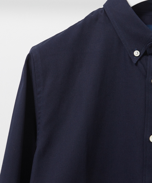 STUDIOUS（ステュディオス）の「エンブロイダリーカラーNEWオックスシャツ（シャツ/ブラウス・メンズ・グリーン/レッド/オフホワイト/ブルー/ベージュ/ネイビー/マスタード/オレンジ/サックスブルー・1/3/2）」の21枚目の写真