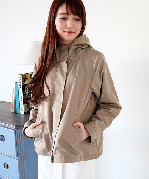 N.（N. Natural Beauty Basic）（エヌエヌナチュラルビューティーベーシック）の「マウンテンパーカー（ブルゾン・レディース・ベージュ/ネイビー/ホワイト・MEDIUM）」の14枚目の写真