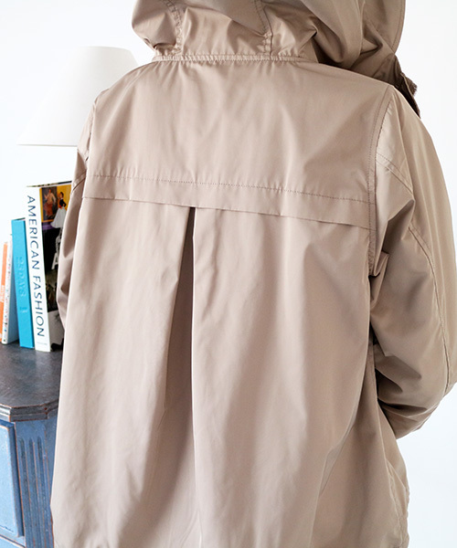 N.（N. Natural Beauty Basic）（エヌエヌナチュラルビューティーベーシック）の「マウンテンパーカー（ブルゾン・レディース・ベージュ/ネイビー/ホワイト・MEDIUM）」の16枚目の写真