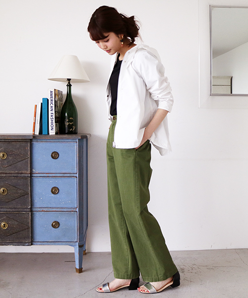 N.（N. Natural Beauty Basic）（エヌエヌナチュラルビューティーベーシック）の「マウンテンパーカー（ブルゾン・レディース・ベージュ/ネイビー/ホワイト・MEDIUM）」の22枚目の写真