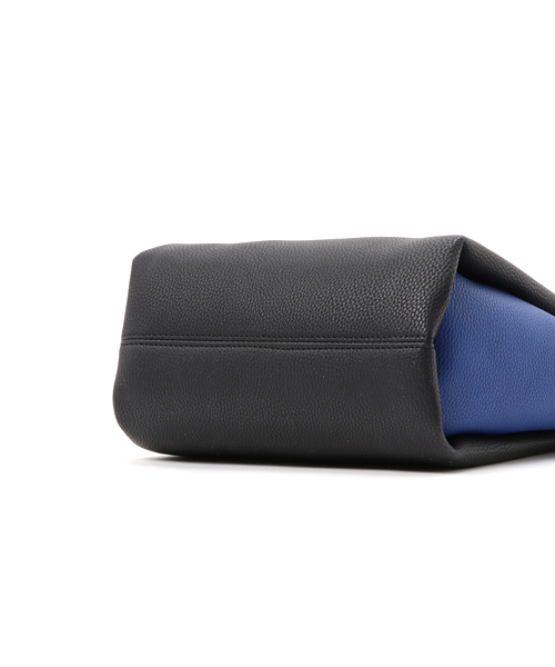 SESTO（セスト）の「タッセル付き2WAYショルダーバッグ（ショルダーバッグ・レディース・アイボリー/ブラック/ライトグレー・FREE）」の9枚目の写真