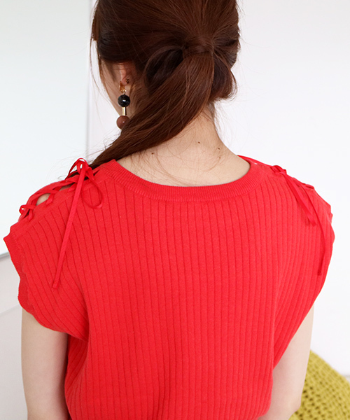 N.（N. Natural Beauty Basic）（エヌエヌナチュラルビューティーベーシック）の「レースアップオフショルダーニット（ニット/セーター・レディース・ホワイト/レッド/ダークネイビー・MEDIUM）」の12枚目の写真