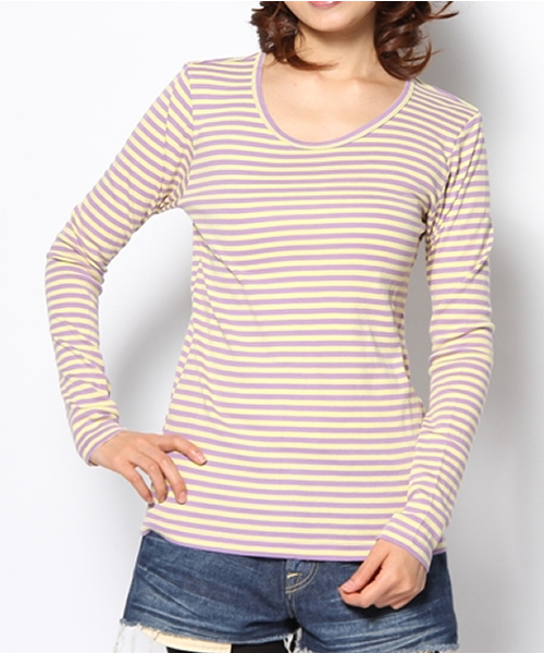 RNA（アールエヌエー）の「L5553-2 フライスボーダーロンT（Tシャツ/カットソー・レディース・エンジ/ピンク/パープル/グリーン/ブルー/オレンジ系その他7/ダークオレンジ/ターコイズブルー/オレンジ/ブラック×レッド/イエロー系その他/パープル系その他/グリーン系その他/オレンジ系その他/ホワイト×ブラック/ホワイト×ブルー/ミント/ブラック×グリーン/グリーン×ピンク/ブラック×イエロー/ブルー系その他/ライトブルー/ベビーピンク・MEDIUM）」の15枚目の写真