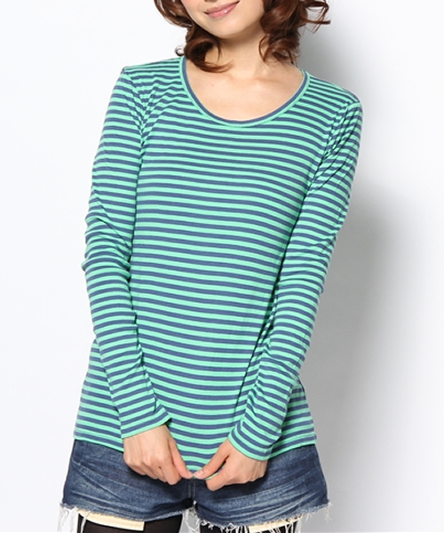 RNA（アールエヌエー）の「L5553-2 フライスボーダーロンT（Tシャツ/カットソー・レディース・エンジ/ピンク/パープル/グリーン/ブルー/オレンジ系その他7/ダークオレンジ/ターコイズブルー/オレンジ/ブラック×レッド/イエロー系その他/パープル系その他/グリーン系その他/オレンジ系その他/ホワイト×ブラック/ホワイト×ブルー/ミント/ブラック×グリーン/グリーン×ピンク/ブラック×イエロー/ブルー系その他/ライトブルー/ベビーピンク・MEDIUM）」の13枚目の写真