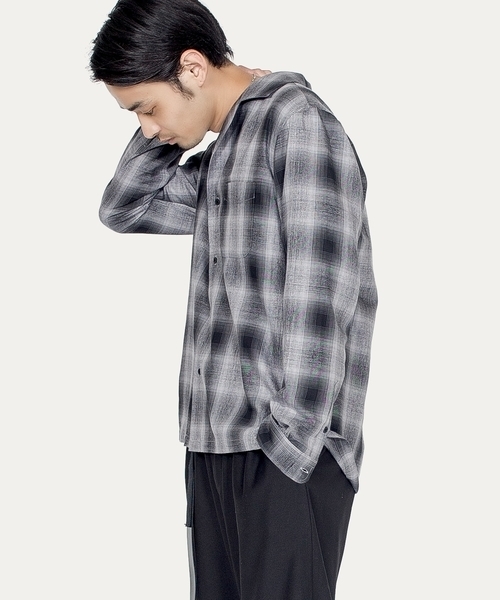 SHIPS JET BLUE（シップスジェットブルー）の「SHIPS JET BLUE: キャンプカラー オンブレチェックシャツ（シャツ/ブラウス・メンズ・グレー/マスタード/ピンク・MEDIUM/SMALL/LARGE）」の19枚目の写真