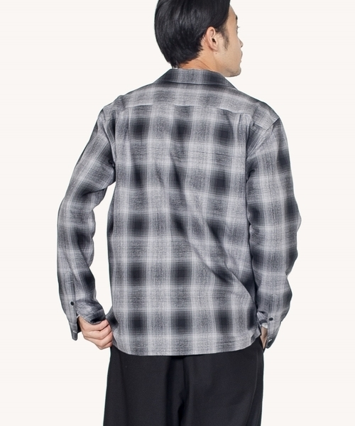 SHIPS JET BLUE（シップスジェットブルー）の「SHIPS JET BLUE: キャンプカラー オンブレチェックシャツ（シャツ/ブラウス・メンズ・グレー/マスタード/ピンク・MEDIUM/SMALL/LARGE）」の18枚目の写真