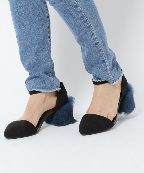 laboratory work（ラボラトリーワーク）の「ファーヒールストラップ付きパンプス（パンプス・レディース・ライトオリーブ/バーガンディー/ブラック・MEDIUM/LARGE）」の2枚目の写真